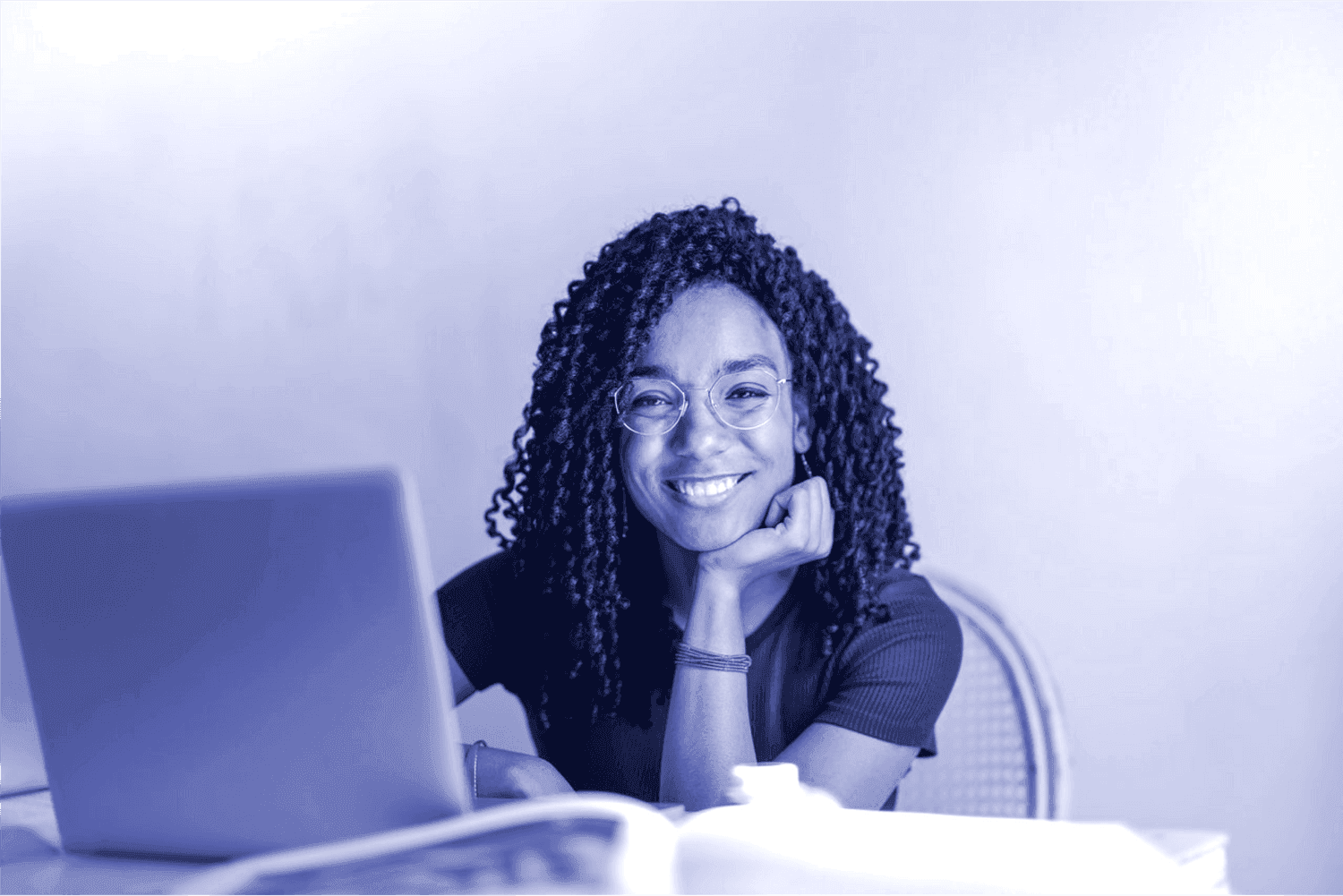 Frau auf einem N3xtcoder-Hackathon